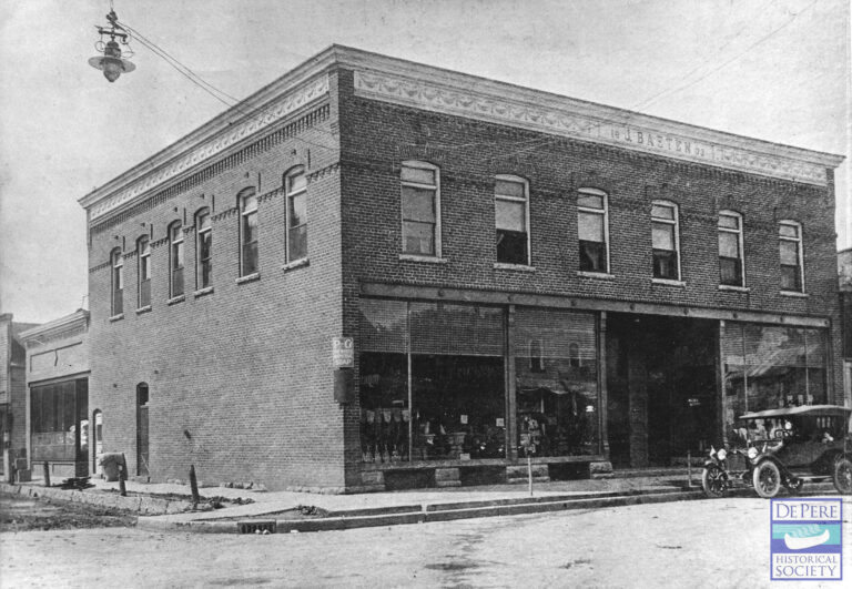 1916 768x531